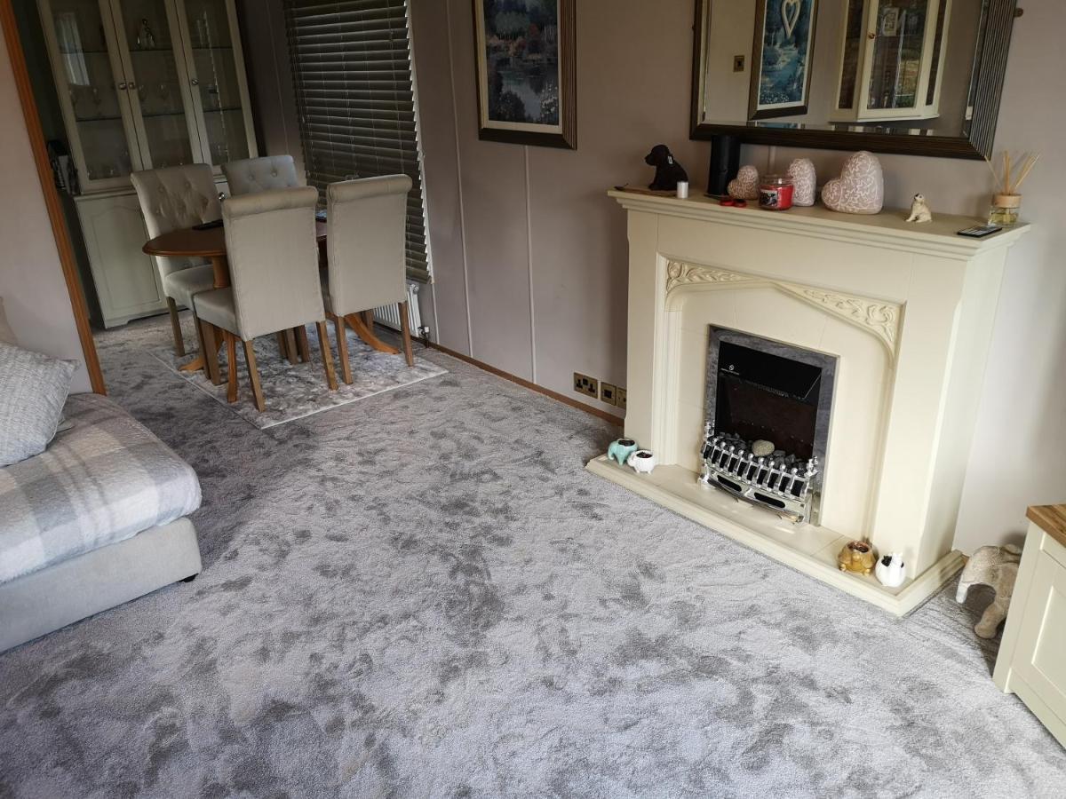 Cosy Rural Retreat Llandrindod Wells Exterior photo